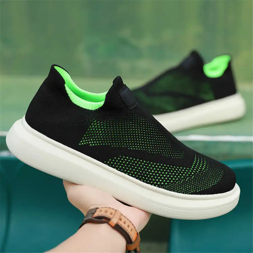 Чулки на платформе, коричневая – обзор и цена Streetwear Brand Famous